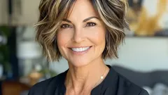 Haarschnitte für über 40-Jährige: Welcher Schnitt ist die richtige Wahl, damit du auch ohne Styling stilvoll aussiehst